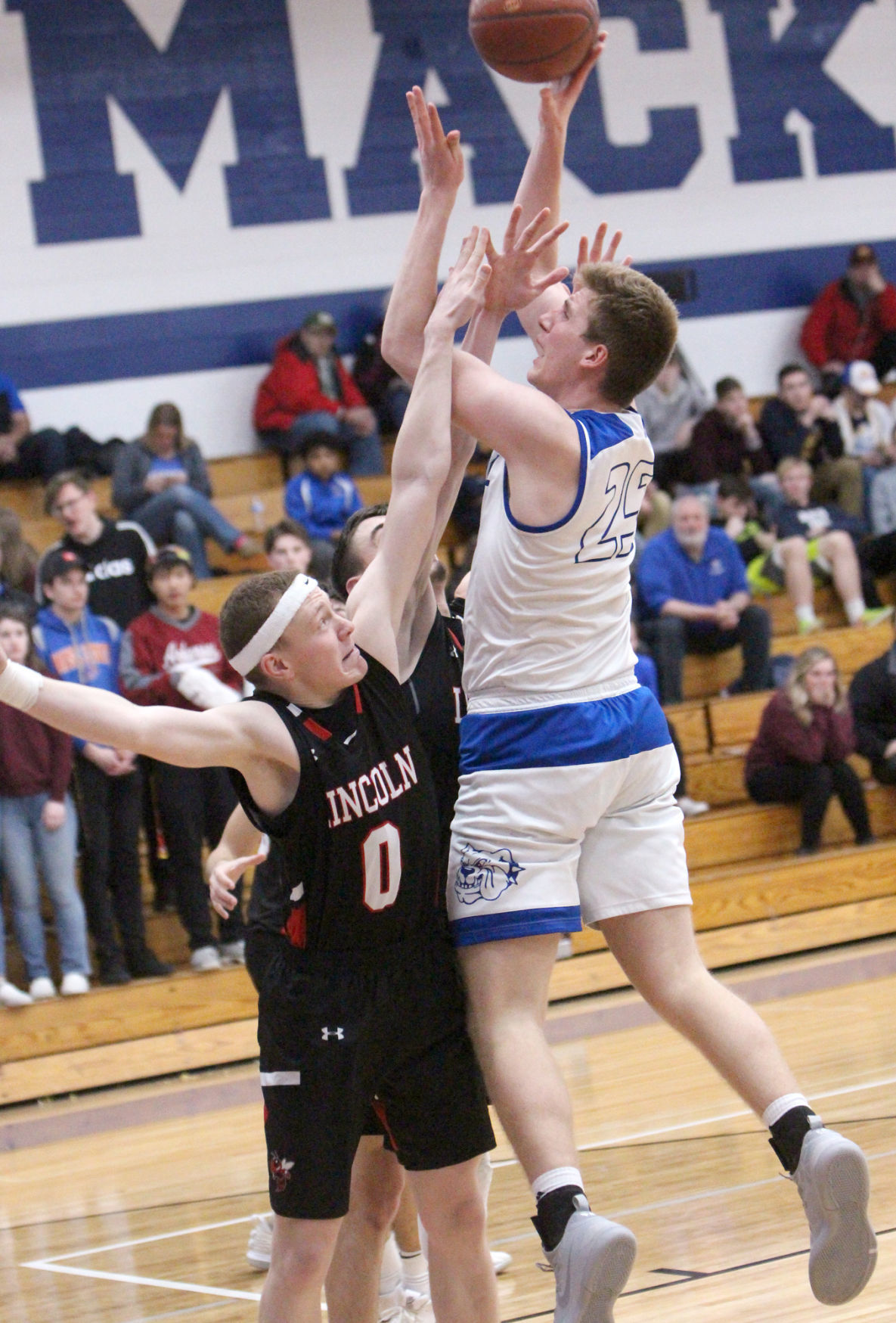 Alma Center Lincoln at McDonell boys basketball 1-18-20